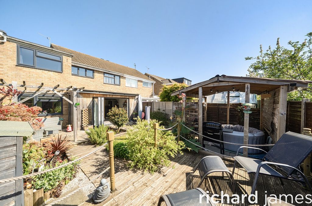 Property photo 2 of 15 7Aad25808Bb44Ddd86688c83B5Ddfc0c