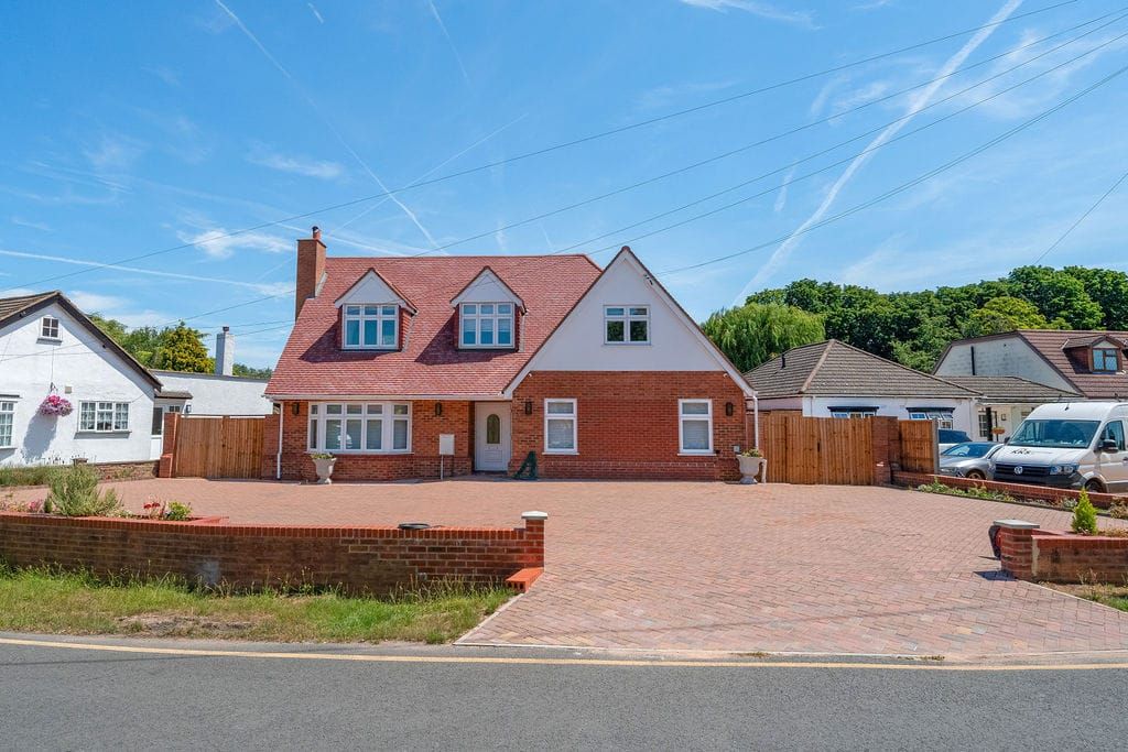Property photo 1 of 34