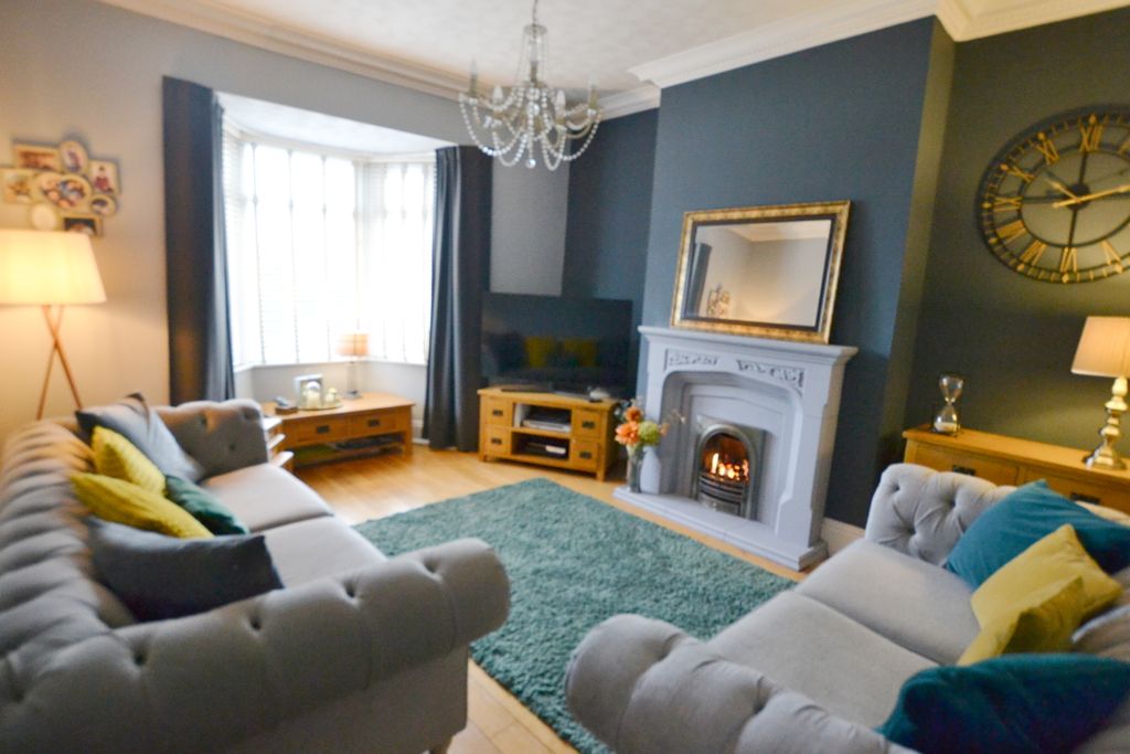 Property photo 2 of 32