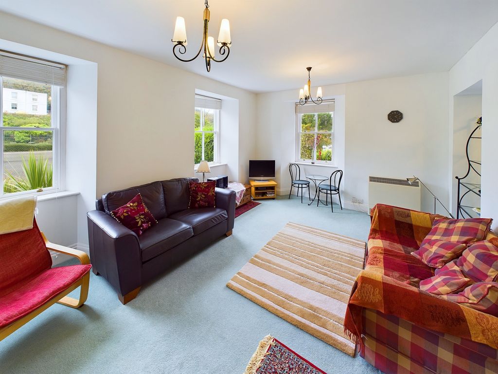 Property photo 2 of 11 Gallery