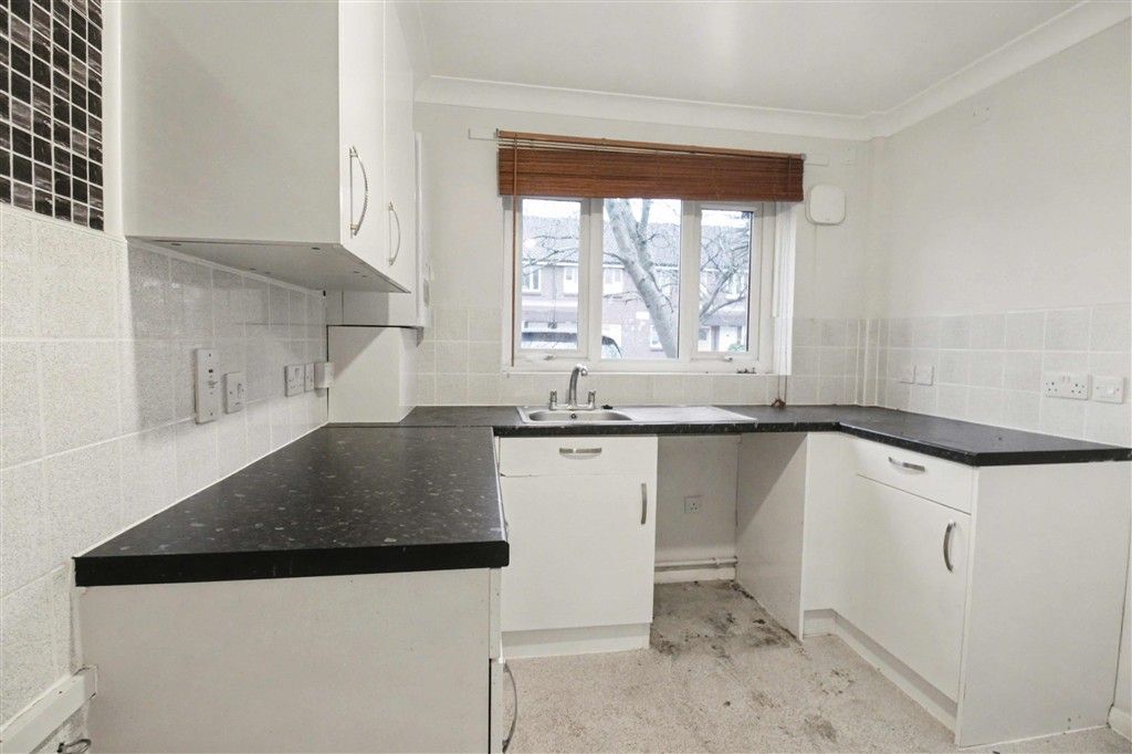 Property photo 3 of 5