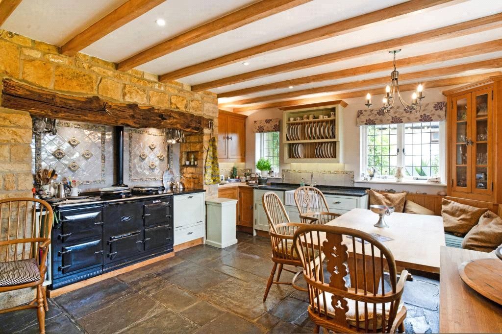 Property photo 2 of 15 Kitchen