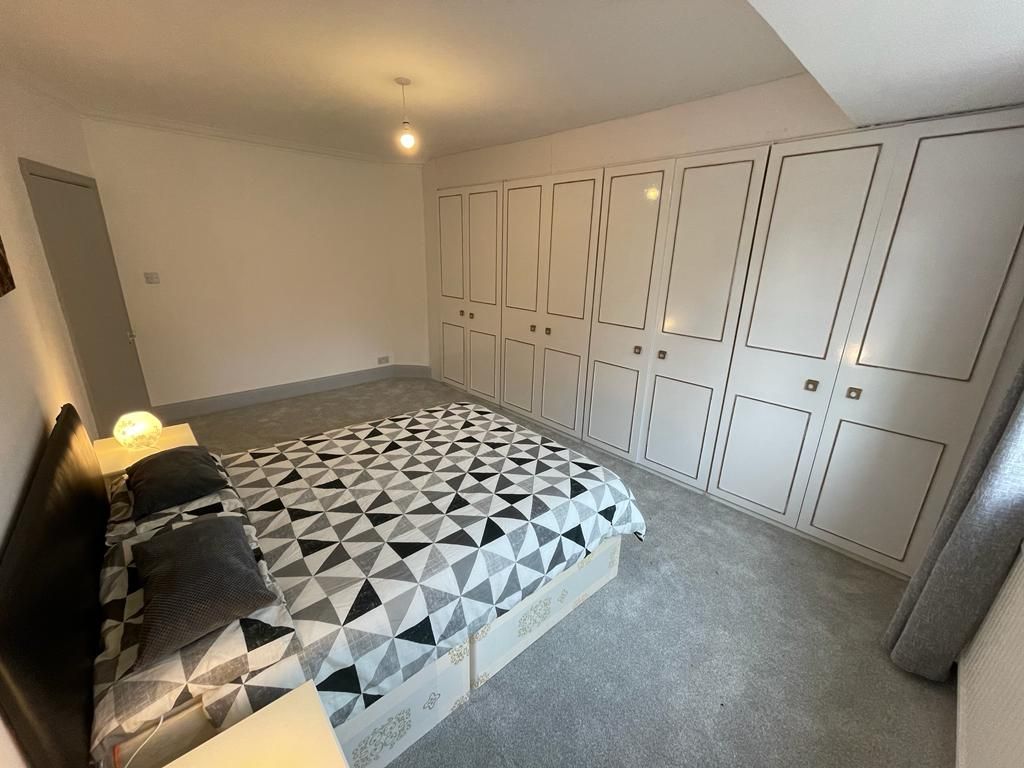 Property photo 2 of 3 Room