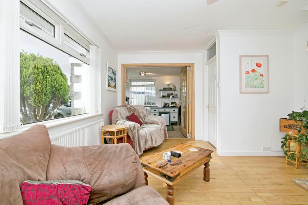 Property photo 3 of 22