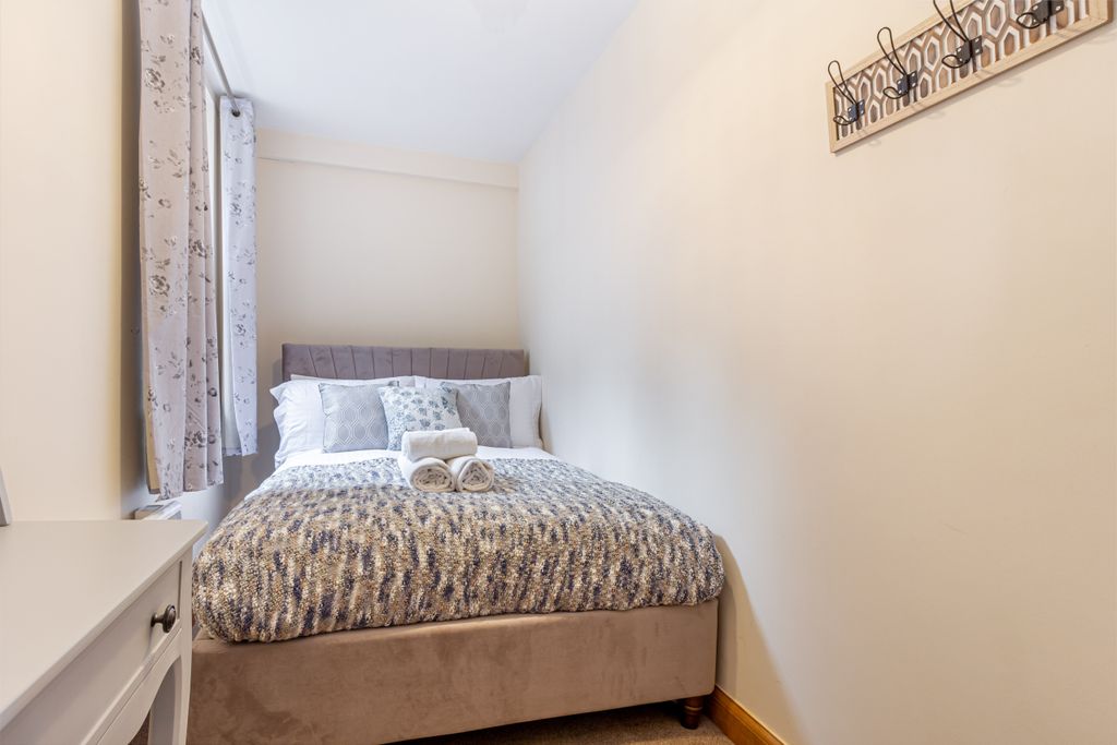Additional image 12 of 2 bed flat for sale6 - 8 Widemarsh Street, Hereford HR4