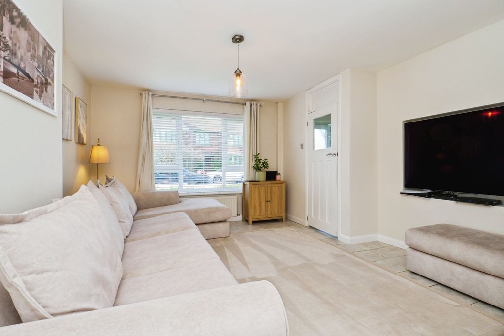 Property photo 3 of 22