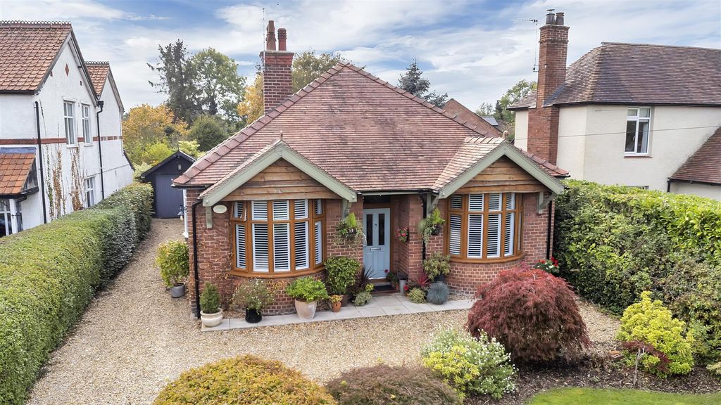 Property photo 1 of 17 To The Front