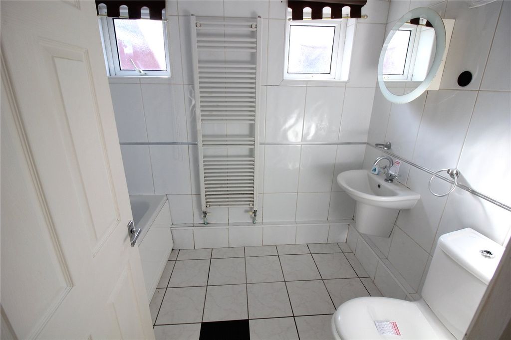 Property photo 2 of 7 Picture No. 02