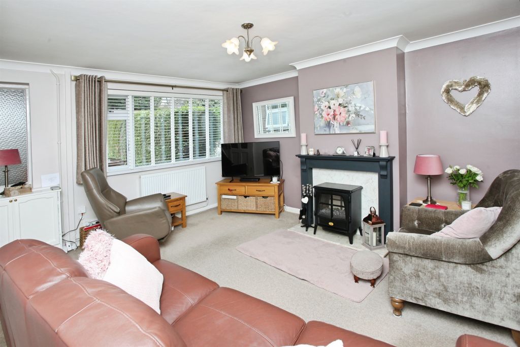 Property photo 3 of 26