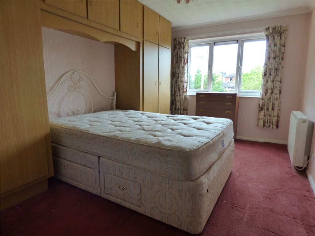 Property photo 2 of 9 Bedroom 1