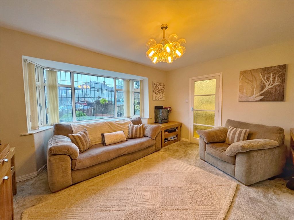 Property photo 3 of 20 Picture No. 09