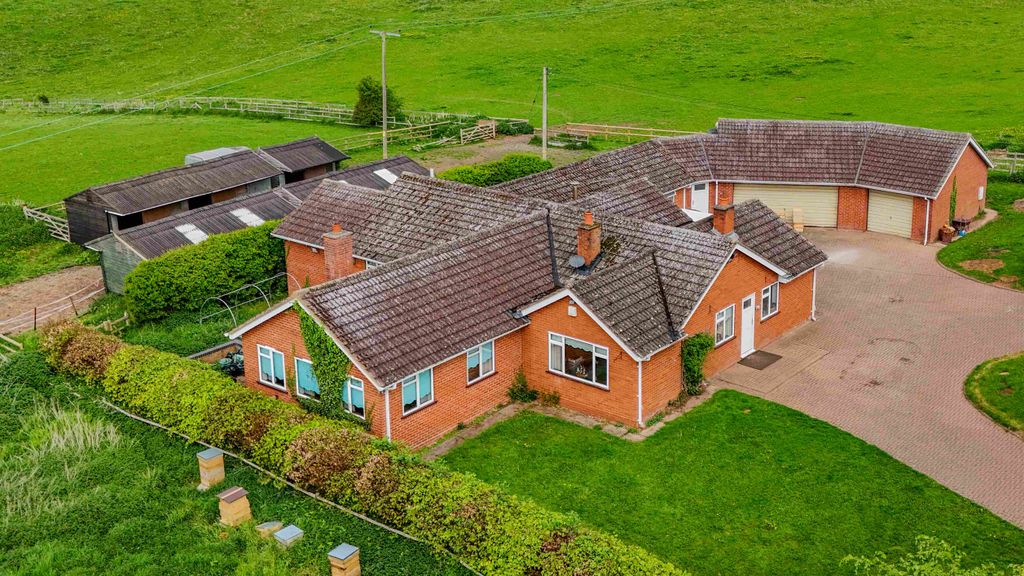 Property photo 1 of 17 Web Main Dji_20250502110838_0179_D