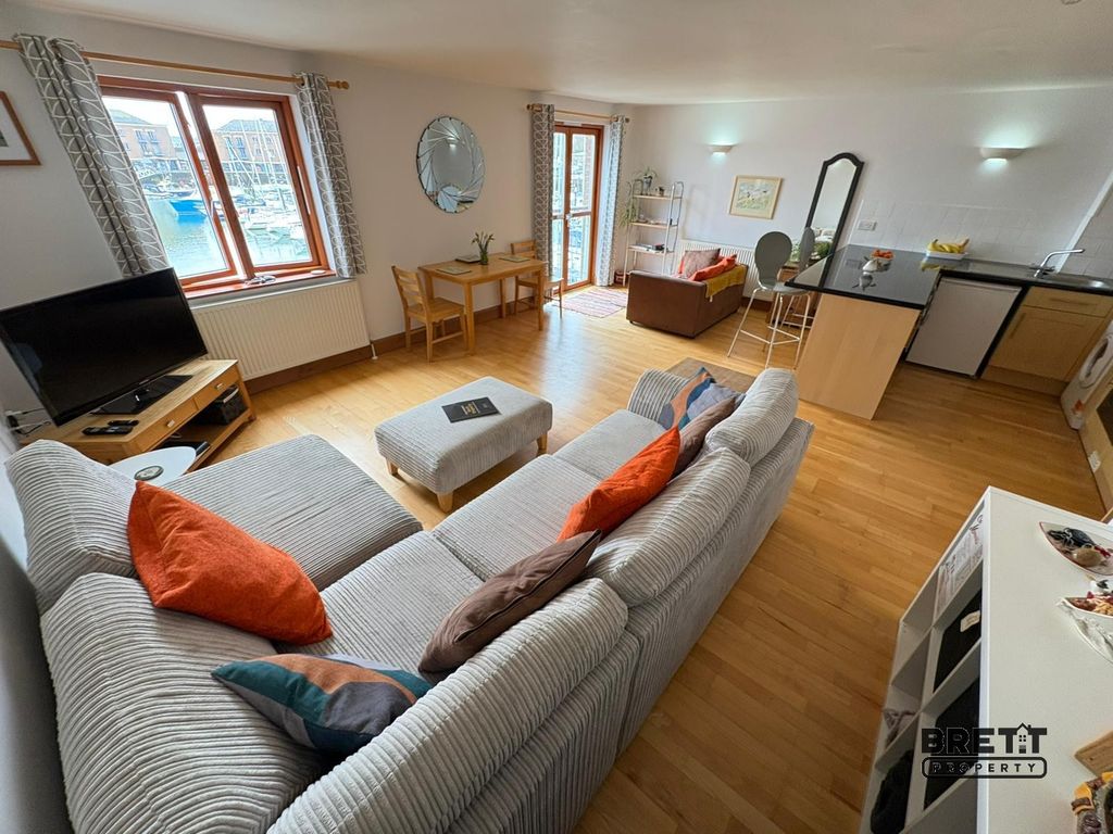 Property photo 2 of 7 Not Specified