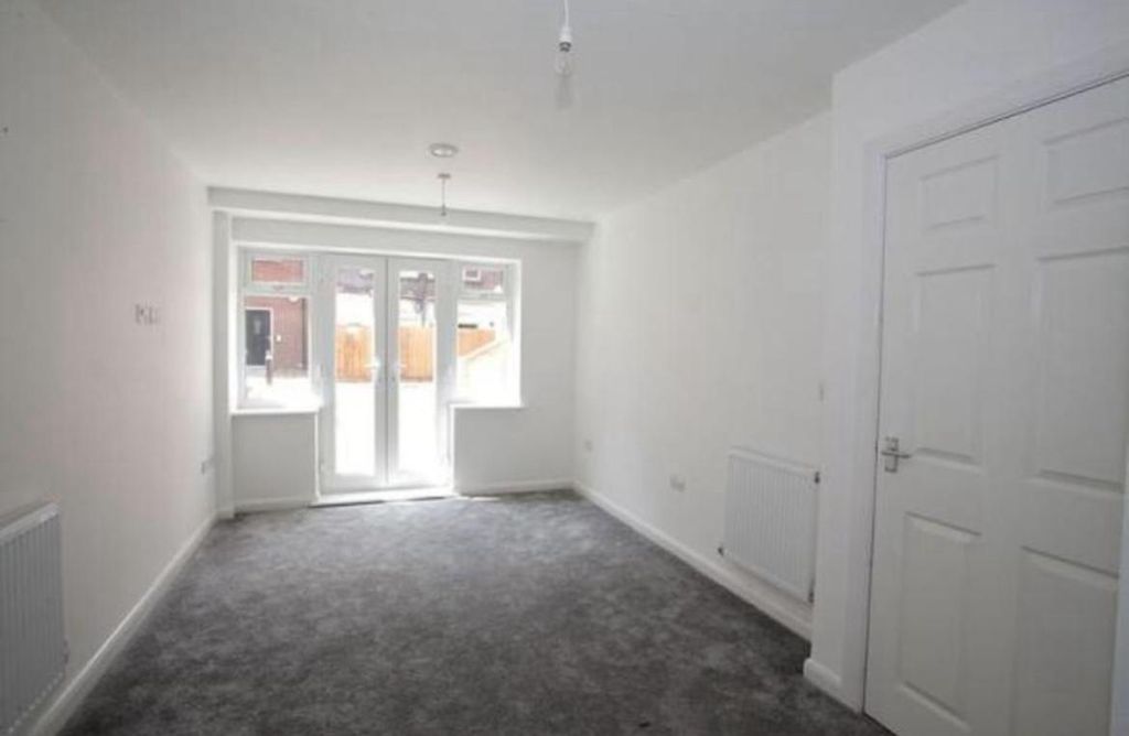 Property photo 3 of 9 Whatsapp Image 2025-06-10 At 3.30.20 Pm.Jpeg
