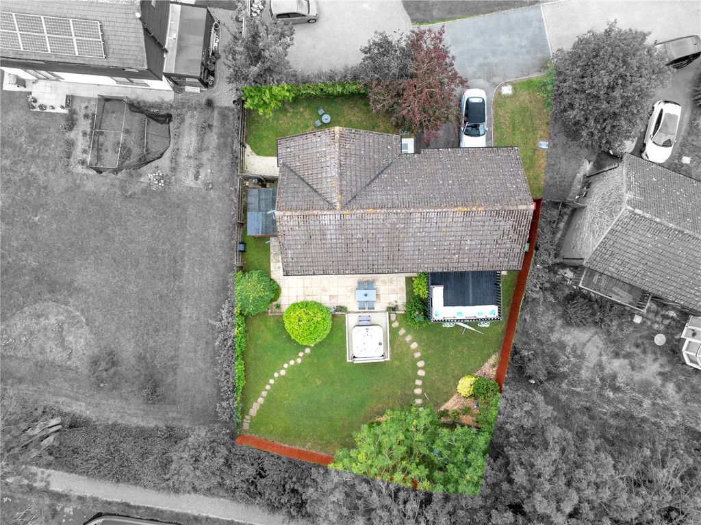 Property photo 3 of 24 Birds Eye