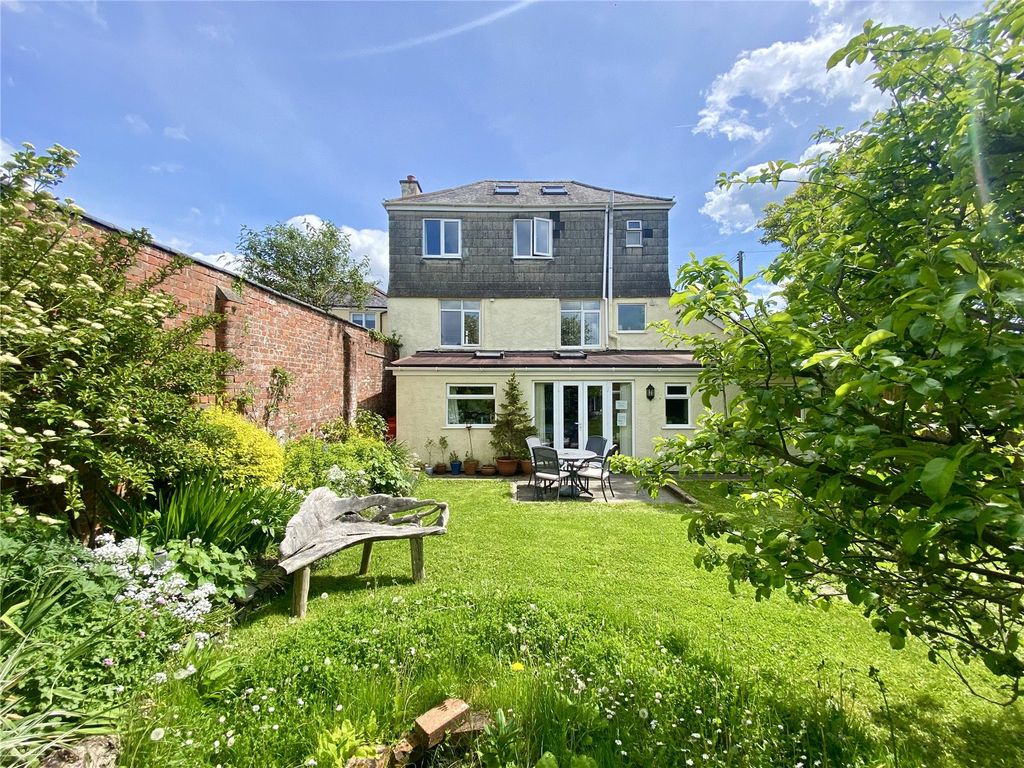 Property photo 1 of 23 Picture No. 22