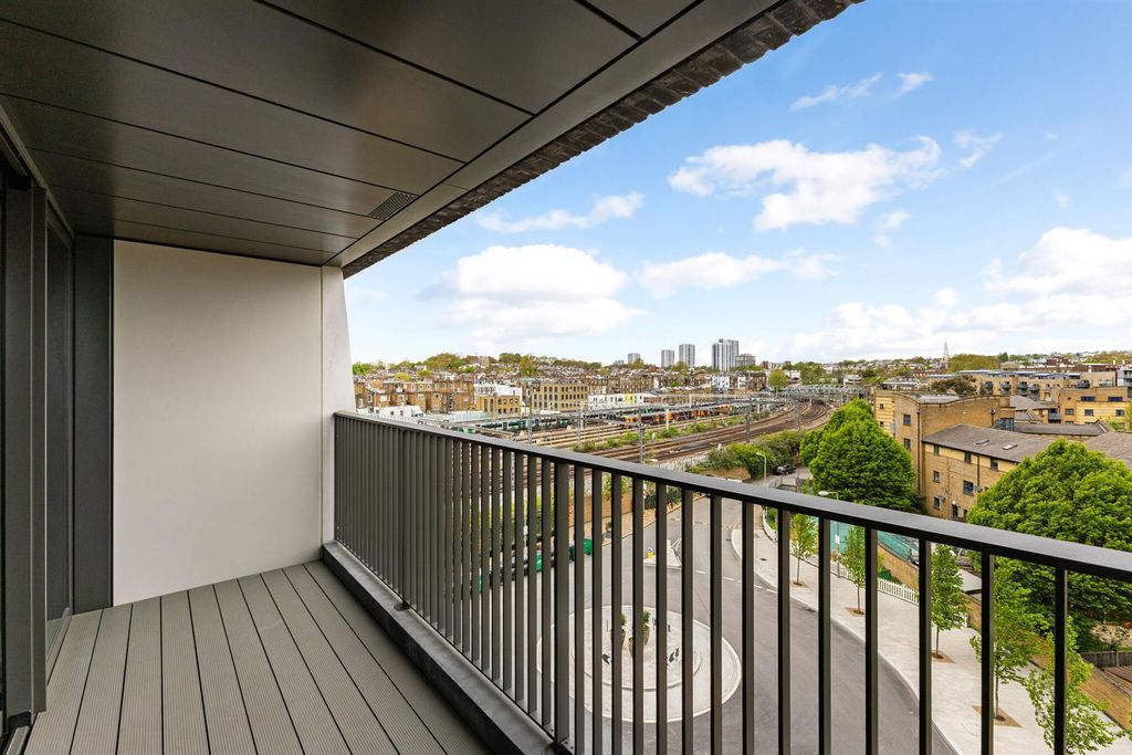 Property photo 3 of 17 107022_St George Project Office Camden Goods Yard