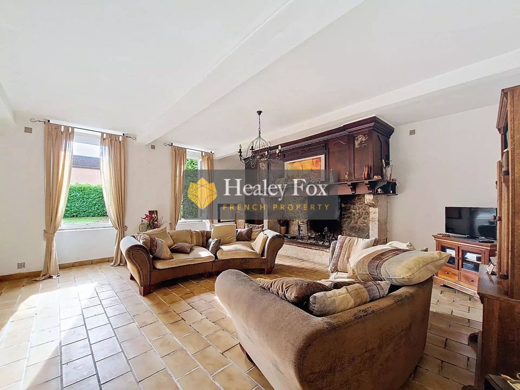 Property photo 3 of 24