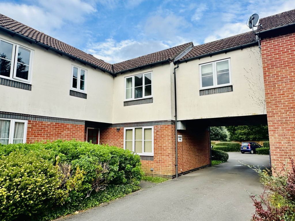 Property photo 1 of 6