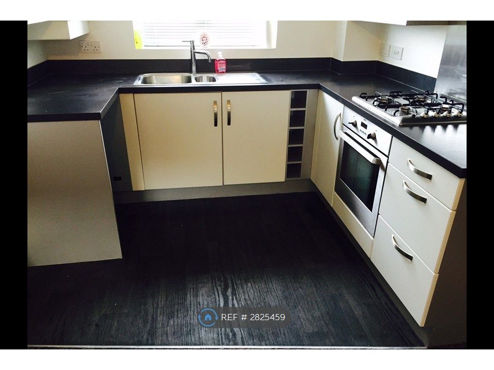 Property photo 1 of 7 Open Plan Kitchen