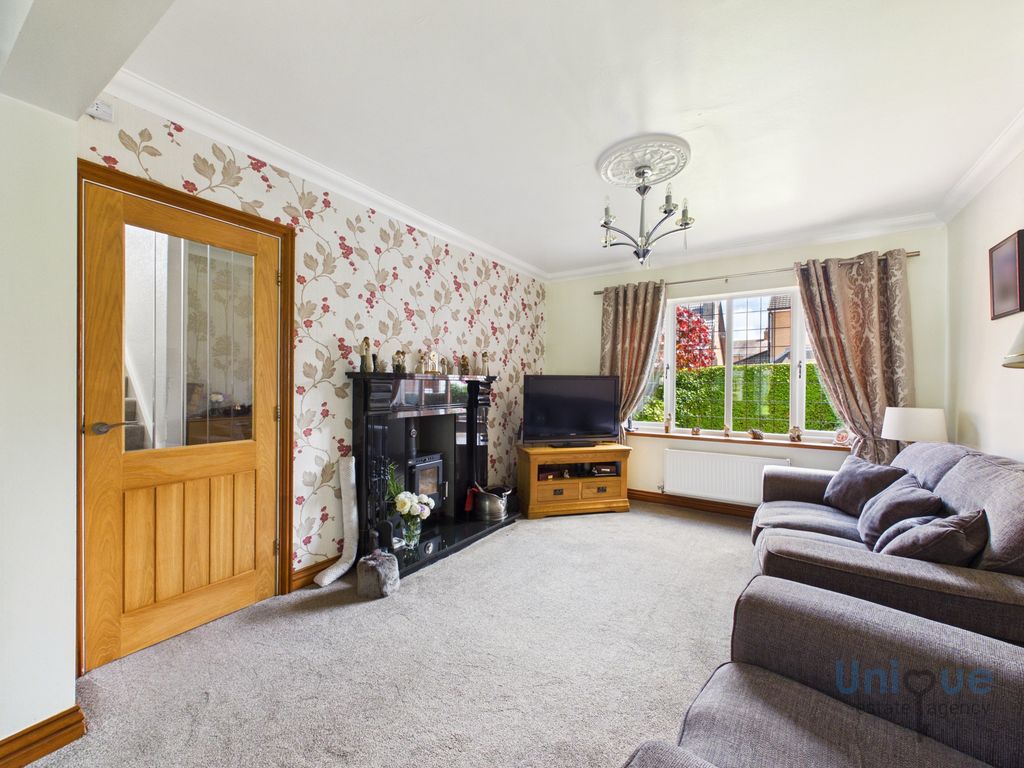 Property photo 3 of 31