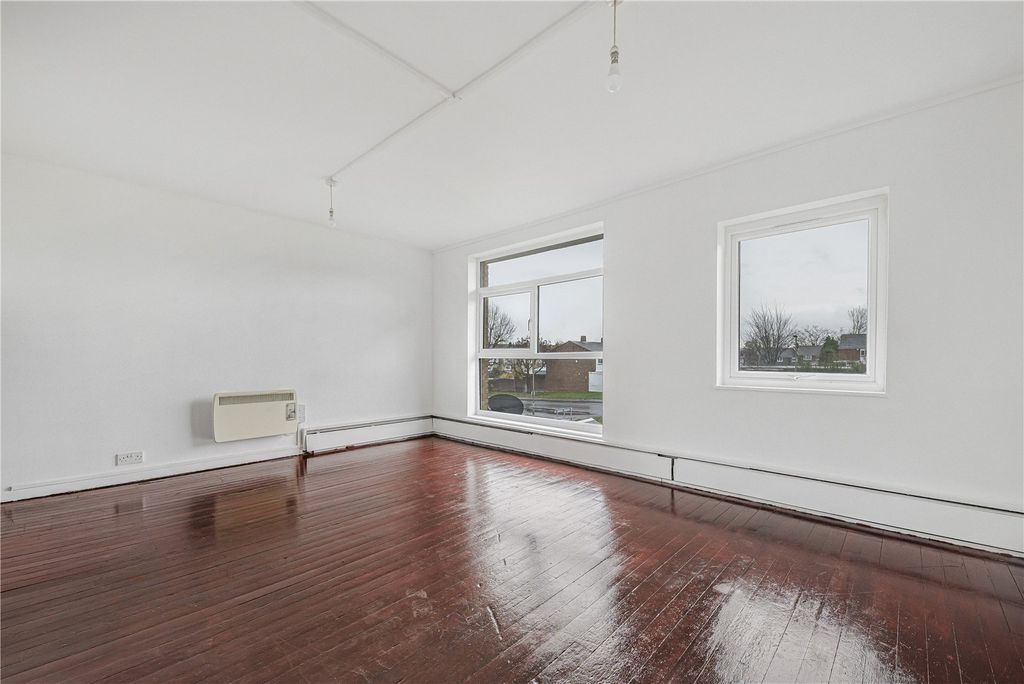 Property photo 3 of 12 Picture No. 09