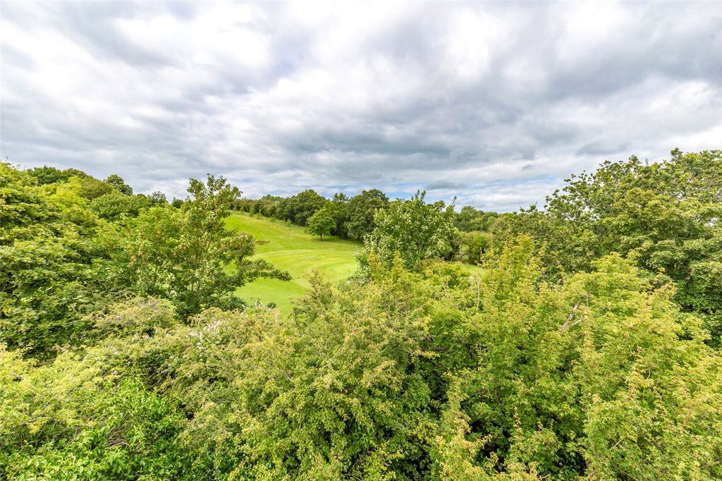 Property photo 2 of 13 Picture No. 09