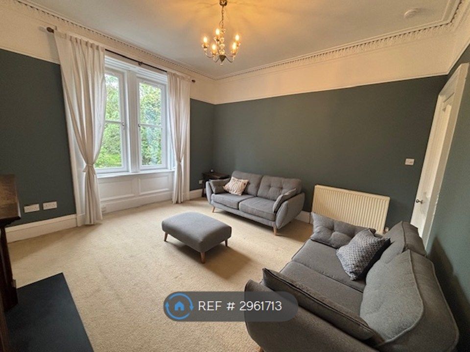 Property photo 3 of 17 Lounge/2nd Bedroom