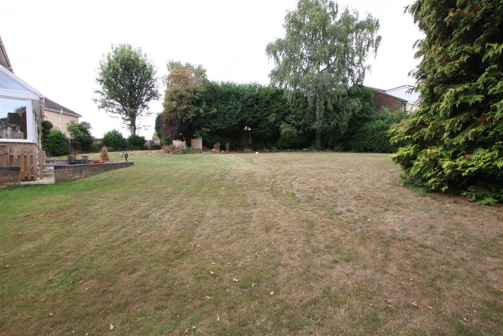 Additional image 19 of 4 bed detached house for saleScott Hill, Sprotbrough, Doncaster DN5