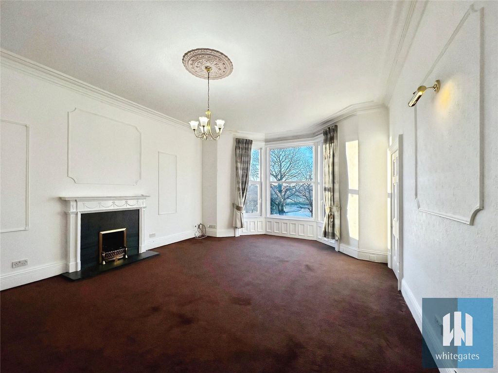 Property photo 2 of 17 Picture No. 16