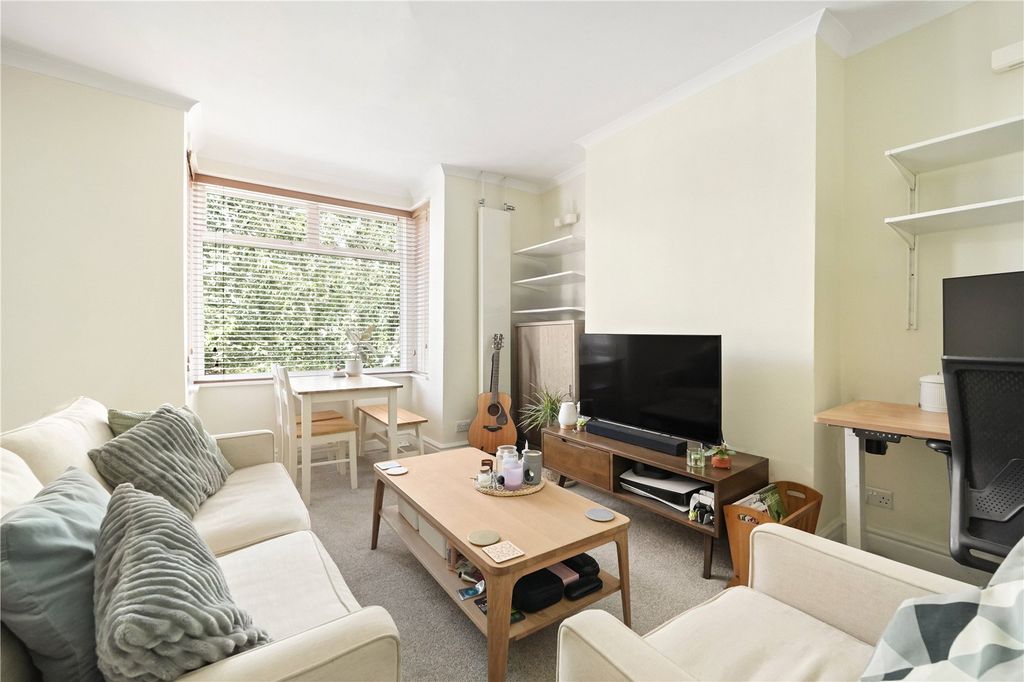 Property photo 2 of 12 Picture No. 07