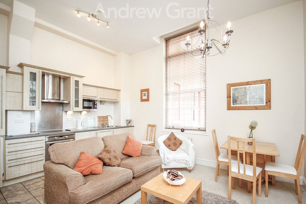 Property photo 3 of 12 Picture No. 20