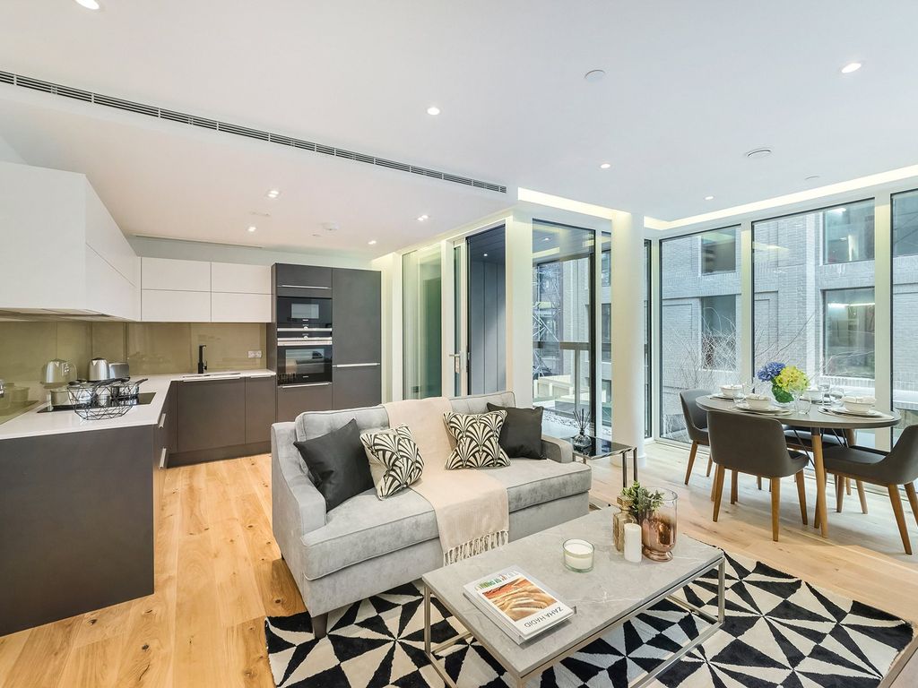 Property photo 1 of 13 Rosemond House