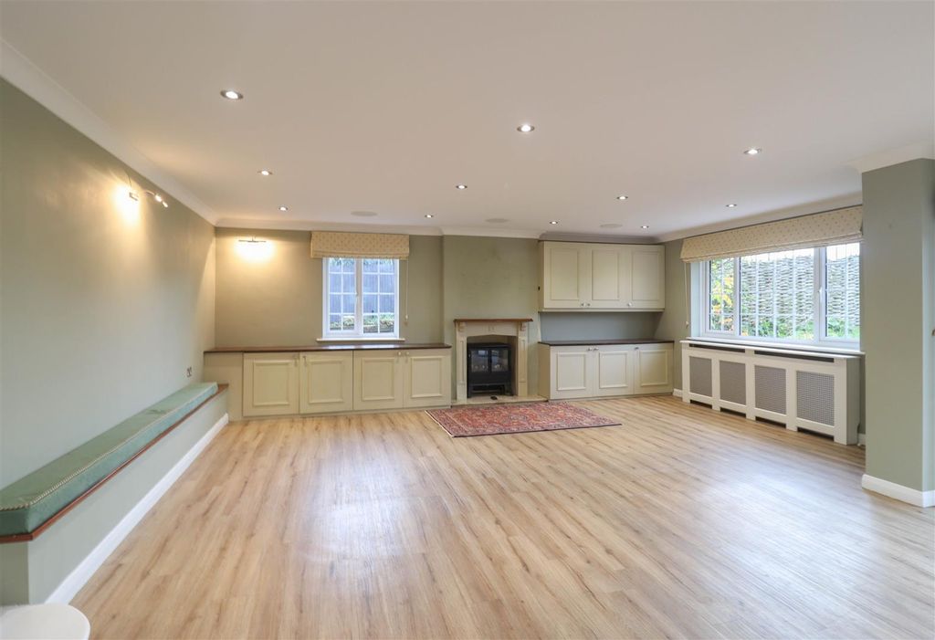 Property photo 2 of 34 Img_1575-1.Jpg