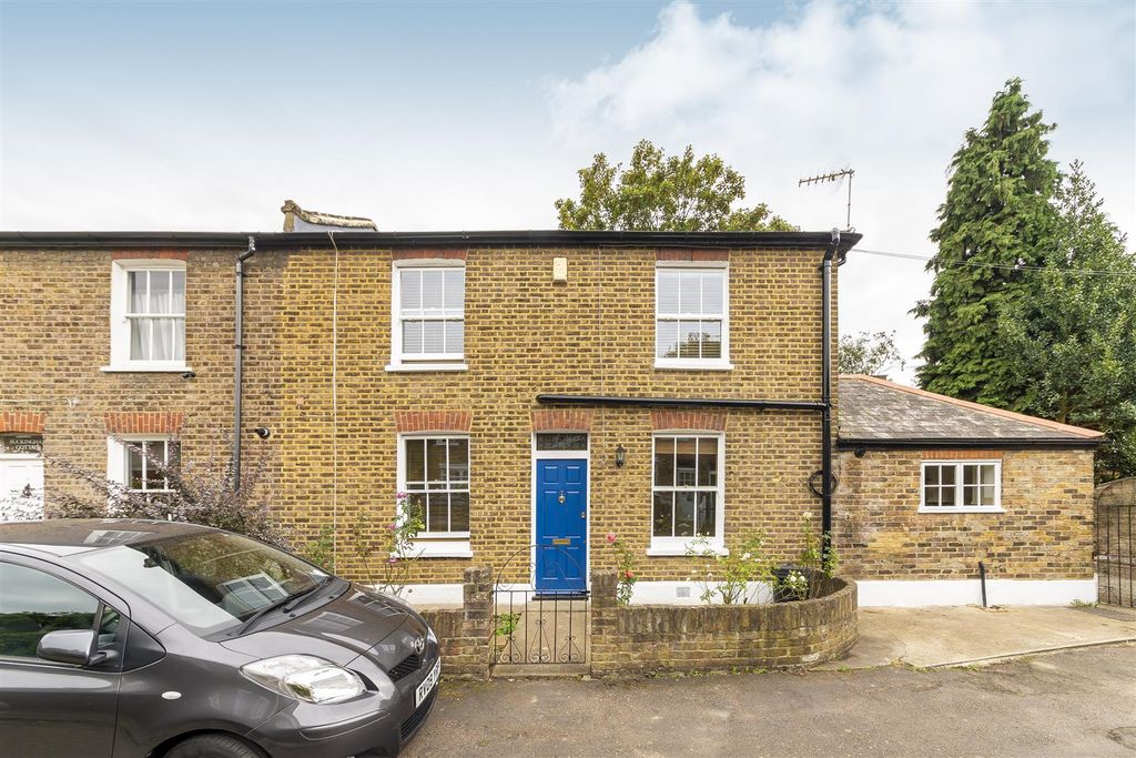 Property photo 1 of 13 Helliwell&amp;Co