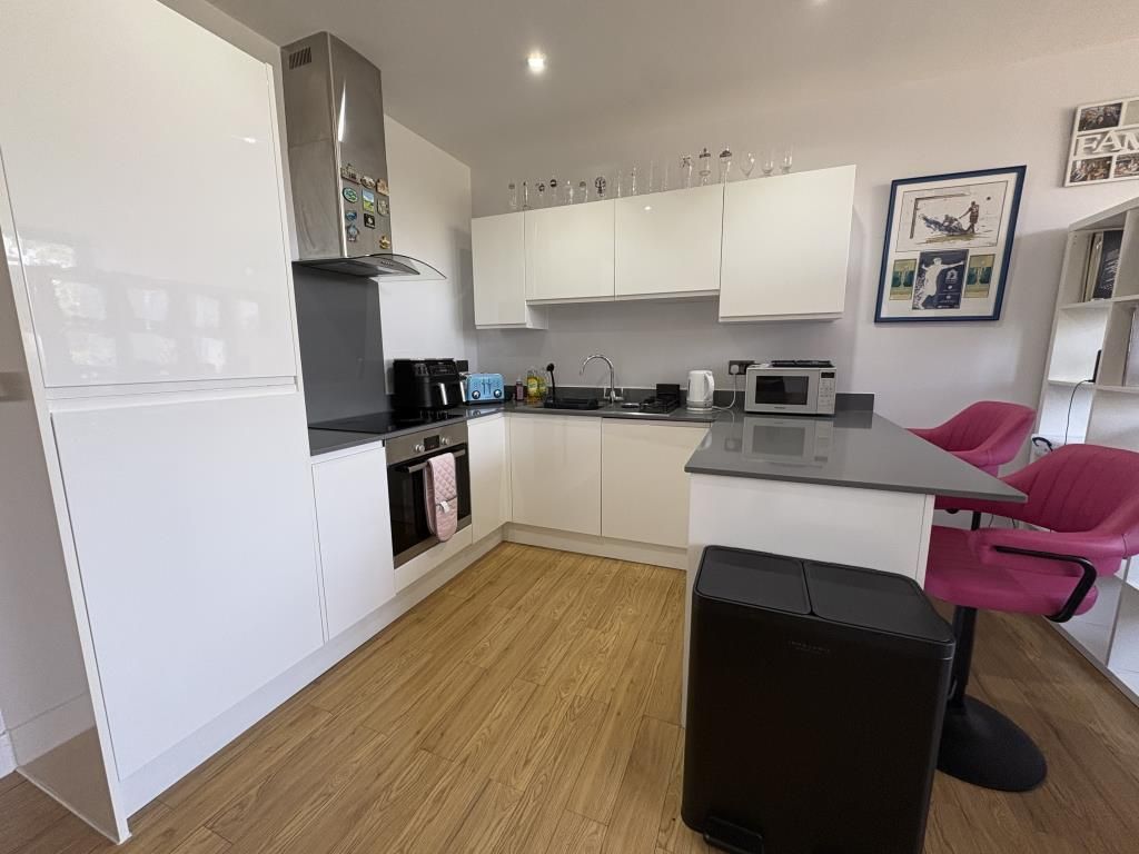 Property photo 2 of 4 Kitchen