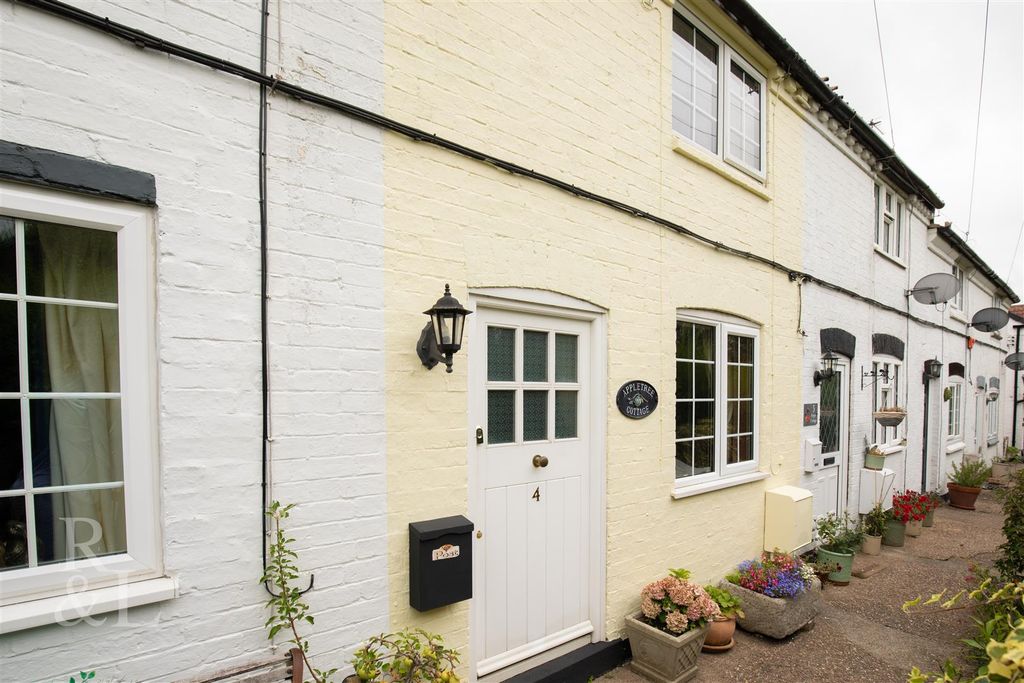 Property photo 1 of 12 5Y8A5991-2.Jpg
