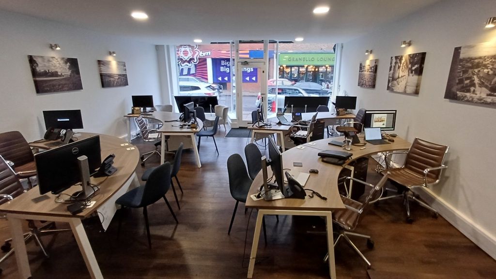 Property photo 2 of 6 Photo 3