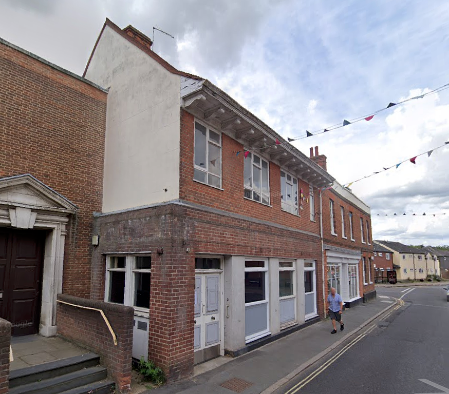 Property photo 1 of 6