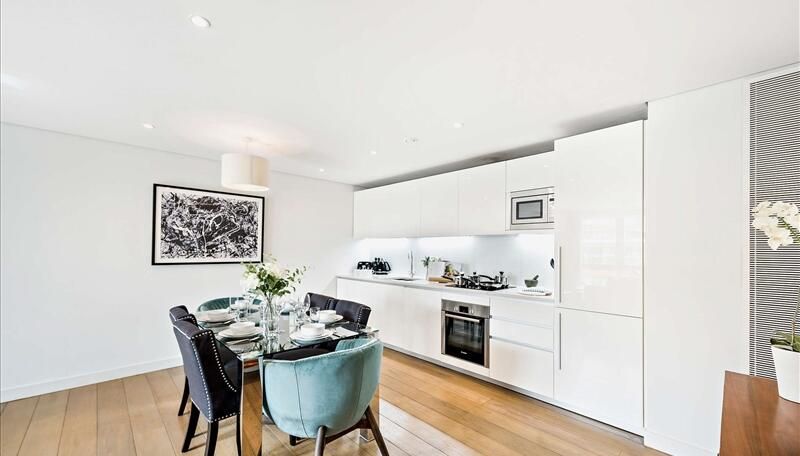 Property photo 3 of 11 Kitchen