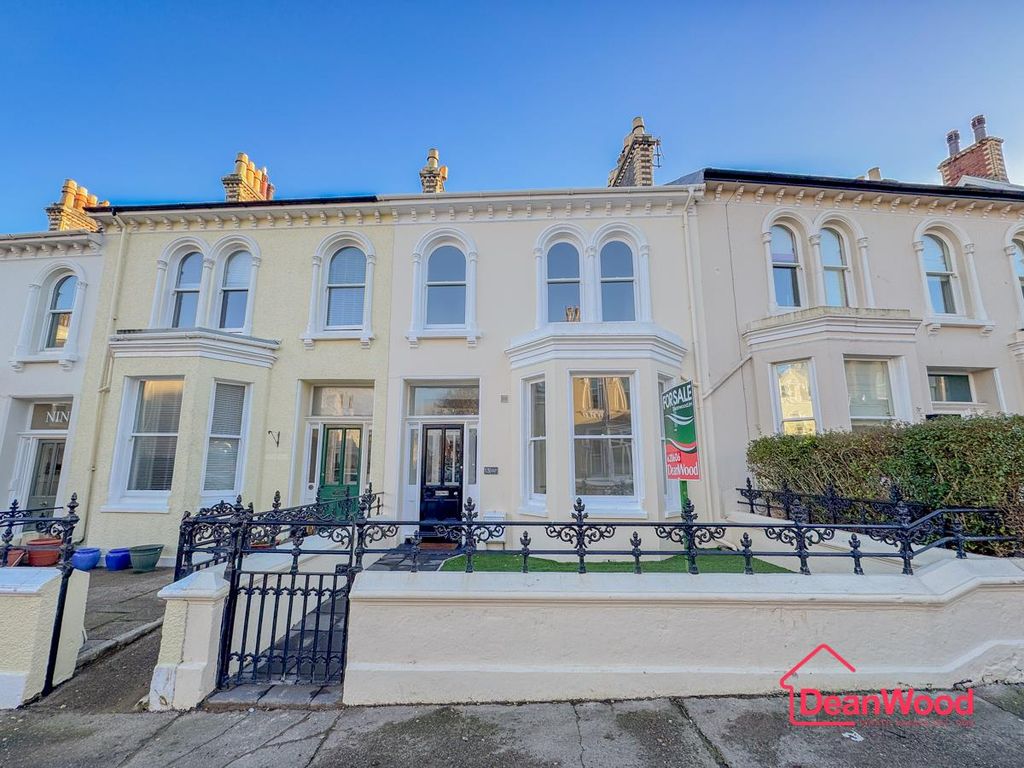 Property photo 1 of 26 Untitled-170.Jpg