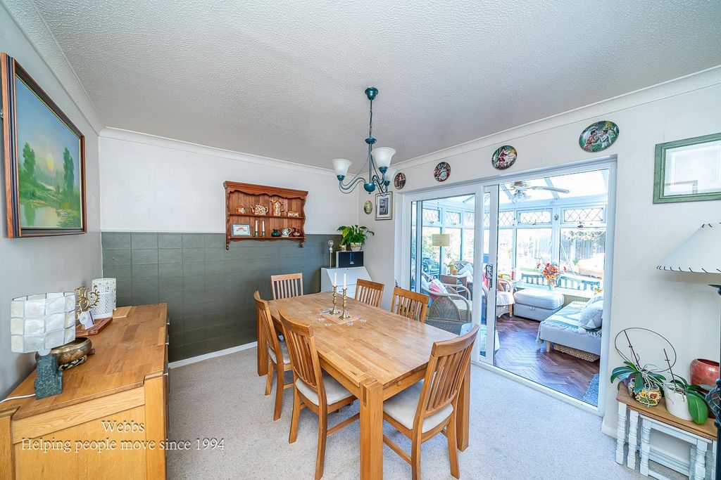 Property photo 3 of 34 Webbs-10.Jpg