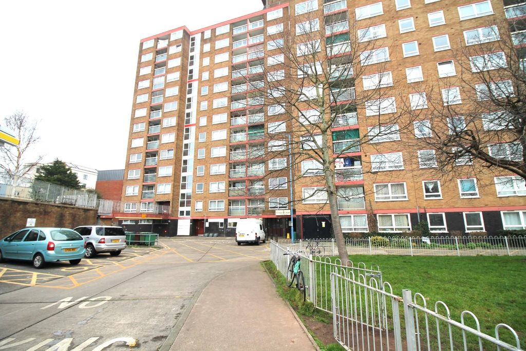 Property photo 1 of 5 Exterior.Jpg