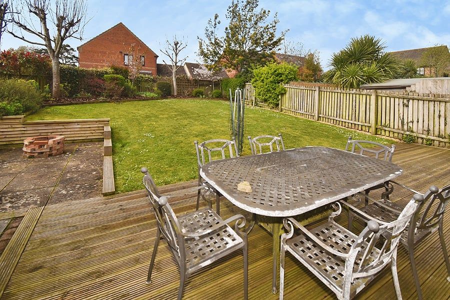 Property photo 2 of 16