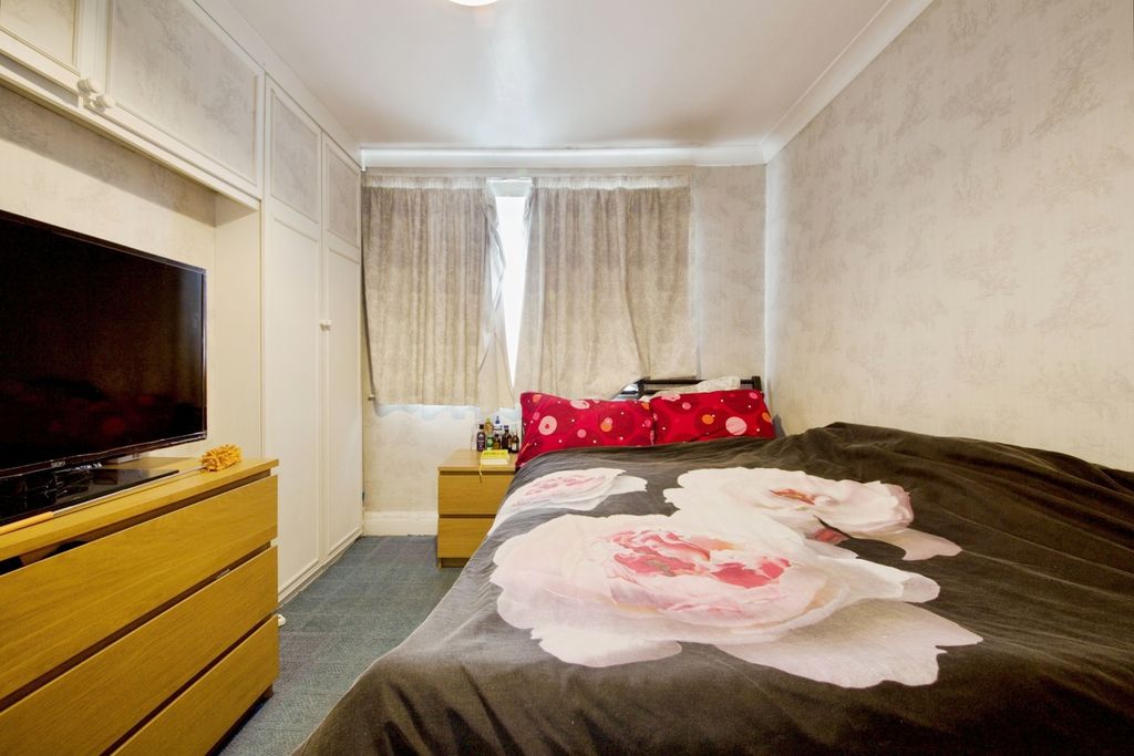 Property photo 3 of 13 Pbox-Img.Jpg