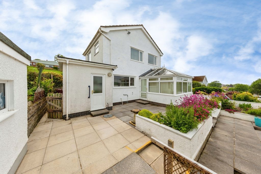 Property photo 3 of 38 Pbox-Img.Jpg