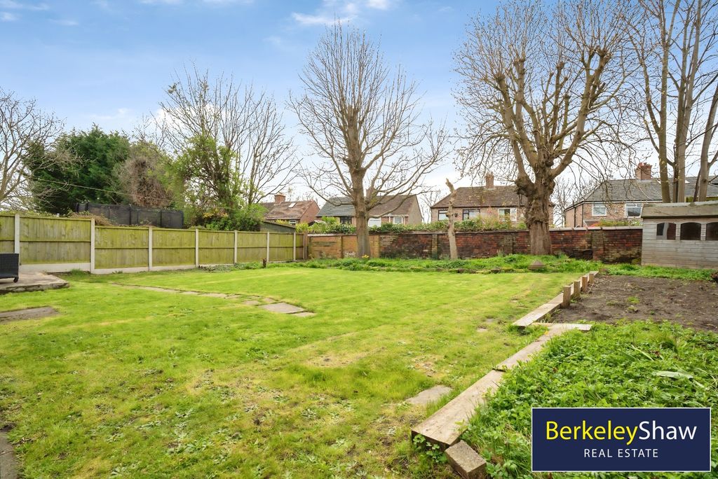 Property photo 3 of 31 Pbox-Img.Jpg