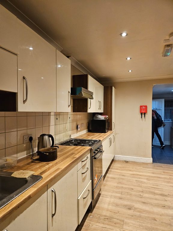 Property photo 3 of 3