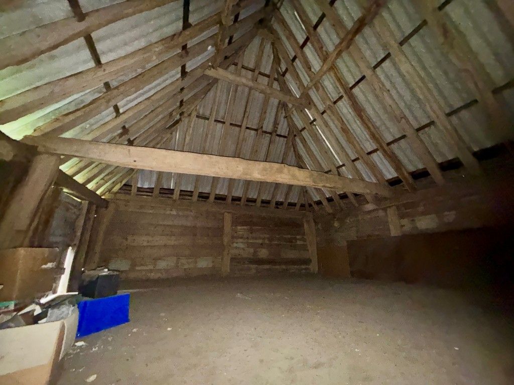 Property photo 2 of 4 Upper Level Internal Photo