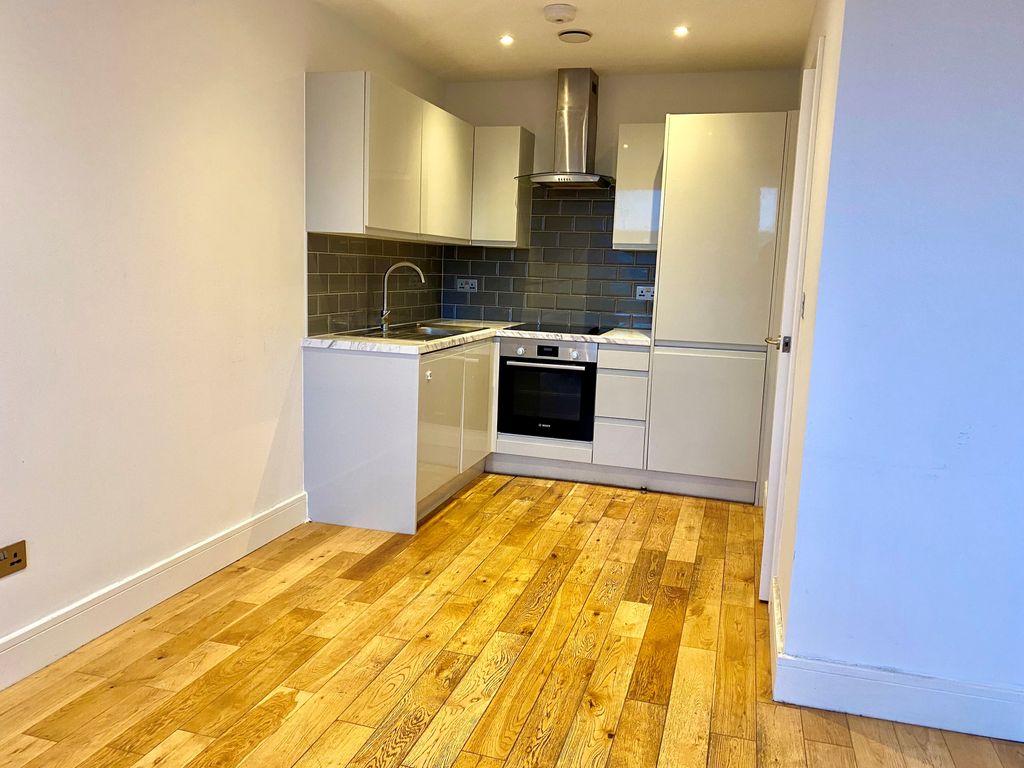 Property photo 2 of 5 Kitchen